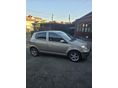 TOYOTA YARIS 2004/10 - 5