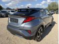 TOYOTA C-HR 2022/4 - 5