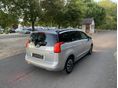 PEUGEOT 5008 2010/11 - 9