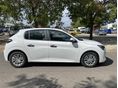 PEUGEOT 208 2021/5 - 8