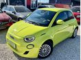 FIAT 500e 23,8kWh (Automata) 9000km / GYÁRI FÉNYEZÉS / NAGY KIJELZŐ / GARANCIA!!