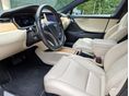 TESLA MODEL S 2019/12 - 9