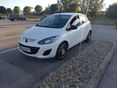 MAZDA 2 2014/10 - 3