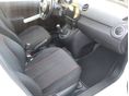 MAZDA 2 2014/10 - 9