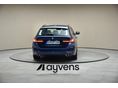 BMW 320 2023/4 - 6