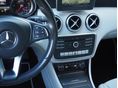 MERCEDES-BENZ A 180 2017/12 - 11