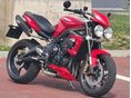 TRIUMPH STREET TRIPLE 675 R 