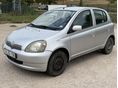 TOYOTA YARIS 2000/10 - 1