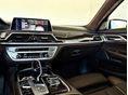 BMW 730 2018/10 - 16
