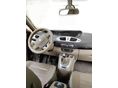 RENAULT GRAND SCENIC Scénic 2.0 dCi Privilege Tolatókamera. navi. bőr . dupla üvegtető. tempomat. 7 ülés