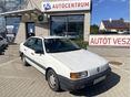 VOLKSWAGEN PASSAT 1.8 CL MAGYAR-VONÓHOROG-TETŐABLAK