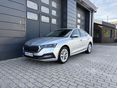 SKODA OCTAVIA 2.0 TDI SCR Style SZERVIZKÖNYV / 1.TULAJ / MAGYARORSZÁG-i / ÁFAs / MÁTRIX / VIRTUÁL / 2x PDC