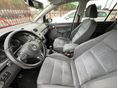 VOLKSWAGEN TOURAN 2011/5 - 6