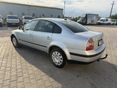 VOLKSWAGEN PASSAT 2004/6 - 9