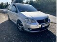 VOLKSWAGEN TOURAN 1.6 Trendline DIGIT KLÍMA+FRISS SZERVÍZ+2 GAZDÁS+SZÍVÓ BENZIN!!