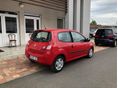 RENAULT TWINGO 2013/8 - 6