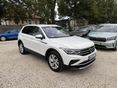 VOLKSWAGEN TIGUAN 1.5 TSI Elegance DSG MAGYAR. 1 TULAJ. KARAMBOLMENTES. VÉGIG VEZETETT SZERVÍZKÖNYV. AKÁR 3 ÉV GARANCIÁ