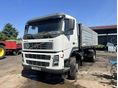 VOLVO 2002 - 1