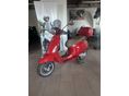 VESPA PRIMAVERA 50 4T Red/Mo.-i/1.-tulaj/300ezer ft extrával/Gyári doboz/Gyári plexi!/Akció!