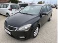 KIA CEE'D SW 1.6 CRDi TX VÉGIG VEZETETT KIA SZERVÍZKÖNYV! TOLATÓRADAR-TEMPOMAT
