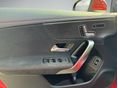 MERCEDES-BENZ CLA 180 2019/4 - 15