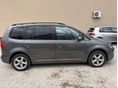 VOLKSWAGEN TOURAN 2011/8 - 6