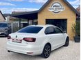 VOLKSWAGEN JETTA 2018/1 - 4