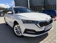 SKODA OCTAVIA Combi 2.0 TDI SCR Ambition 119e Km! Magyarországi! Áfás! KmGarancia! LED NaviApp Ülésfűtés FrontAssist Temp