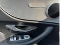 MERCEDES-BENZ E 300 2018/9 - 22
