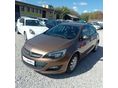 OPEL ASTRA J 1.4 T Enjoy EURO6 Szép megjelenés dinamikus 1.4 turbo motor alacsony fogyasztás