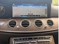 MERCEDES-BENZ E 220 2022/10 - 7