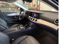 MERCEDES-BENZ E 300 2022/6 - 23