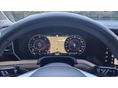 VOLKSWAGEN TOUAREG 2019/9 - 7