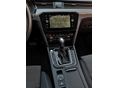 VOLKSWAGEN PASSAT VIII 2022/8 - 18