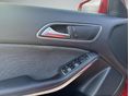 MERCEDES-BENZ GLA 180 2018/12 - 15