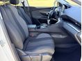 PEUGEOT 5008 2020/5 - 10
