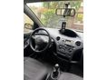 TOYOTA YARIS 2005/11 - 9