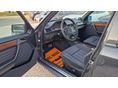 MERCEDES-BENZ E 200 1993/3 - 9