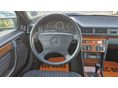 MERCEDES-BENZ E 200 1993/3 - 23