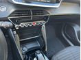 PEUGEOT 208 2021/8 - 9