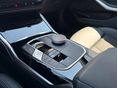 BMW 330 2023/7 - 4