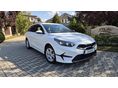 KIA CEE'D Ceed SW 1.5 T-GDI Gold DCT Gyöngyházfehér+ADA csomag+Magyarországi+Törésmentes+Vezetett szervizkönyv+Téligu