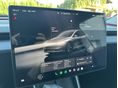 TESLA MODEL Y 2025/11 - 10