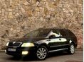 SKODA OCTAVIA 2.0 FSI Elegance // Friss vezérlés // Nagy Szervíz // Klíma // Ülésfűtés // Vonóhorog // Lejtmene