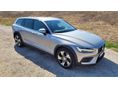 VOLVO V60 2023/12 - 1