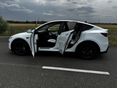 TESLA MODEL Y Long Range AWD (Automata) Prémium fehér belső+vonóhorog. újabb nagyobb akku!