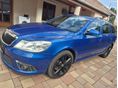 SKODA OCTAVIA Combi RS 2.0 CR TDI DPF EU5 Szervizkönyv. teljes bőr belső!