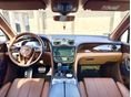 BENTLEY BENTAYGA 2018/6 - 8