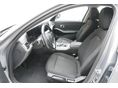 BMW 320 2023/8 - 10