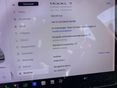 TESLA MODEL 3 2019/8 - 9